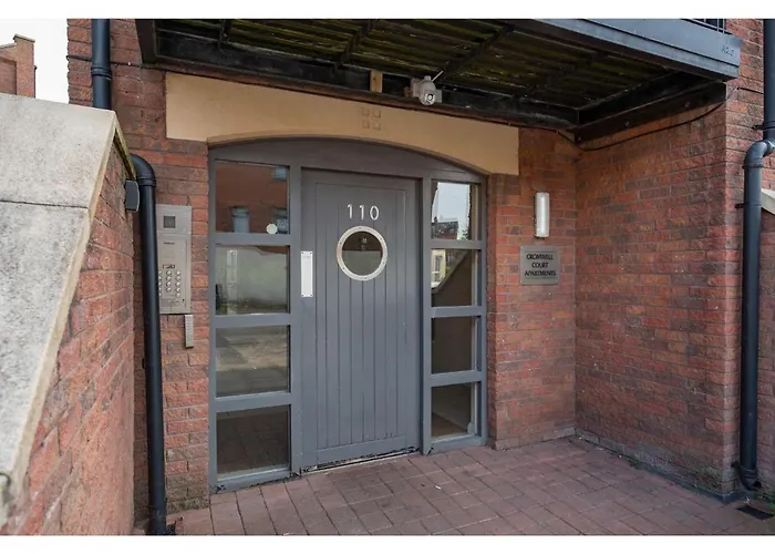 Central Belfast Apartments: Cromwell