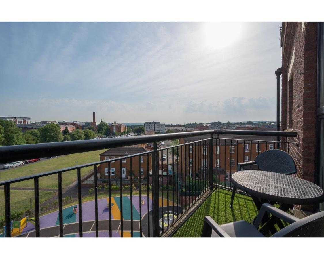 Apartments: Cromwell *
